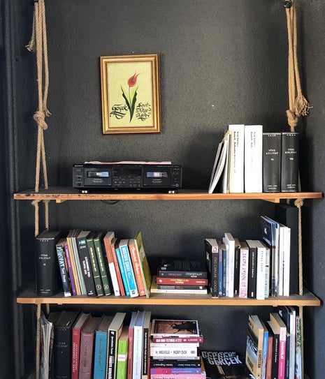 Gerçek Sanat Kitap Kahve