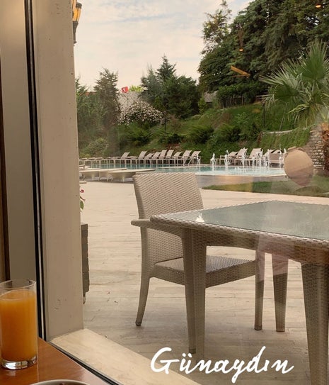 İstanbul Gönen Hotel. Sedef Restorant