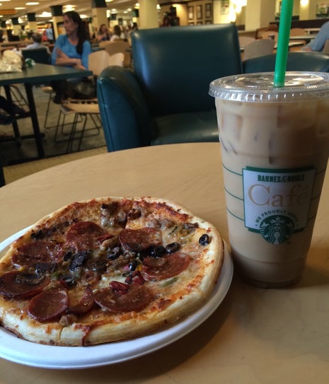 Barnes & Noble Café