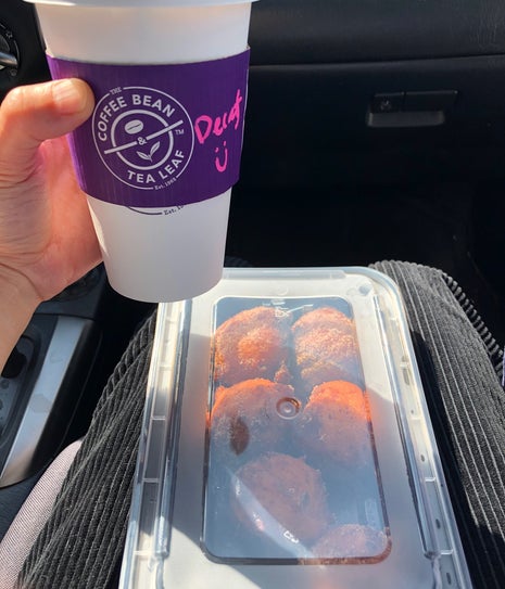 The Coffee Bean & Tea Leaf