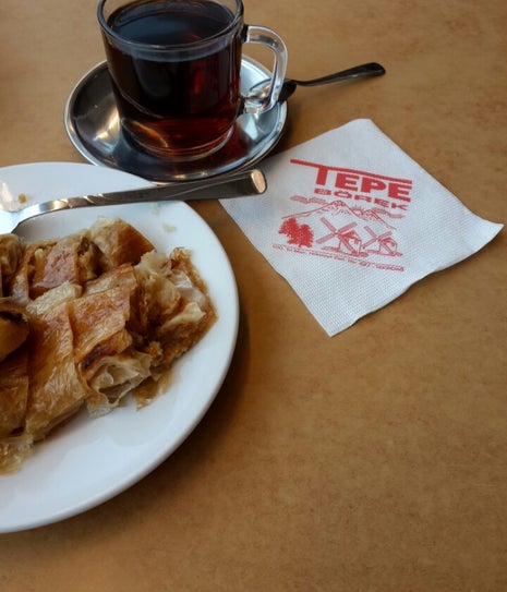 Tepe Börek