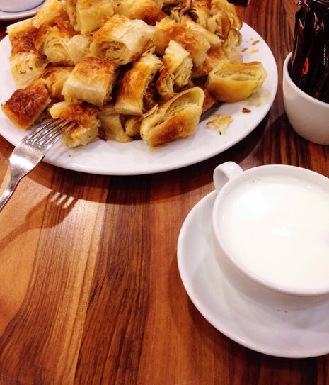 Ruşen Pastanesi