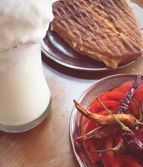 Yolda Tost