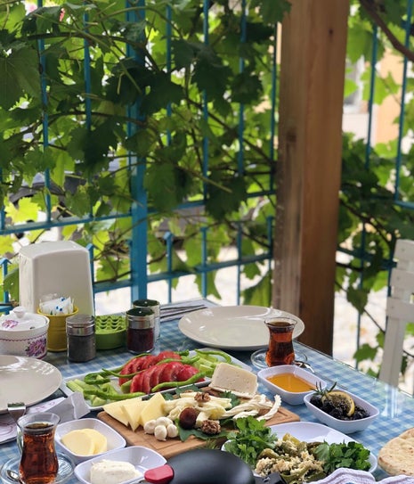 Seher Teyze’nin Kahvaltı Evi