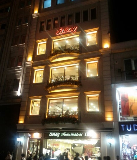 Saray Muhallebicisi