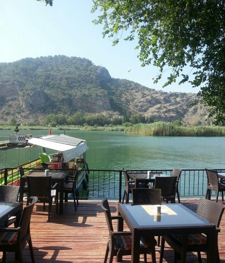 Melek Anne Cafe