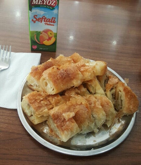Namlı Sarıyer Börekçisi Bağcılar