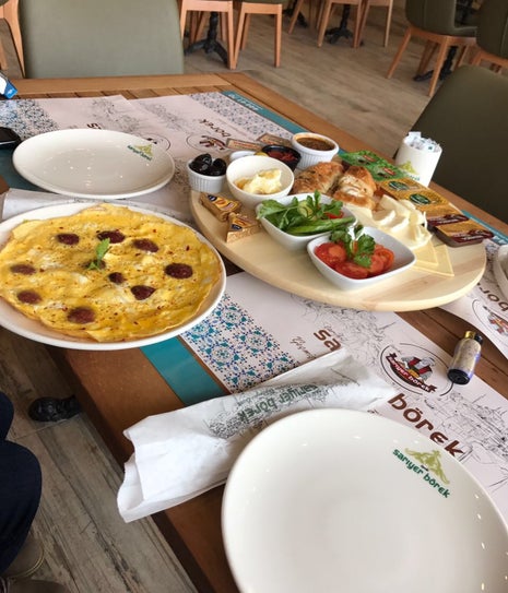 neva avm tarihi sarıyer börek cafe