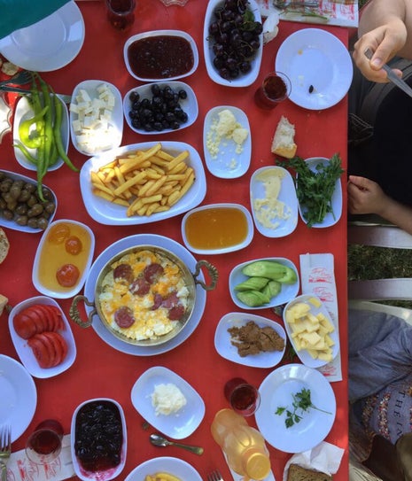 Gold Kır Kahvaltısı