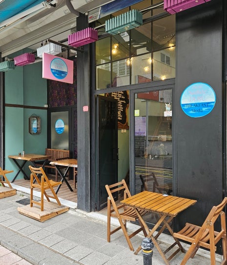 Deniz Nadide Duru Breakfast