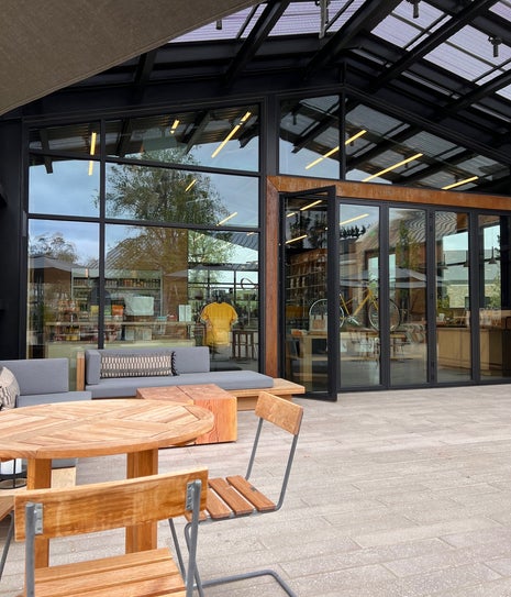 Gavel Coffee Shop At Stanly Ranch