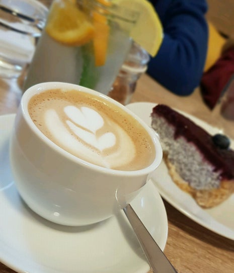 Kafe Naproti