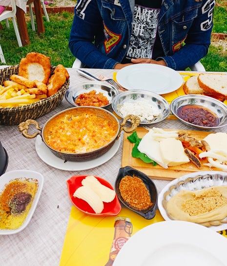 Bel’s Kahvaltı Ve Şarap Evi