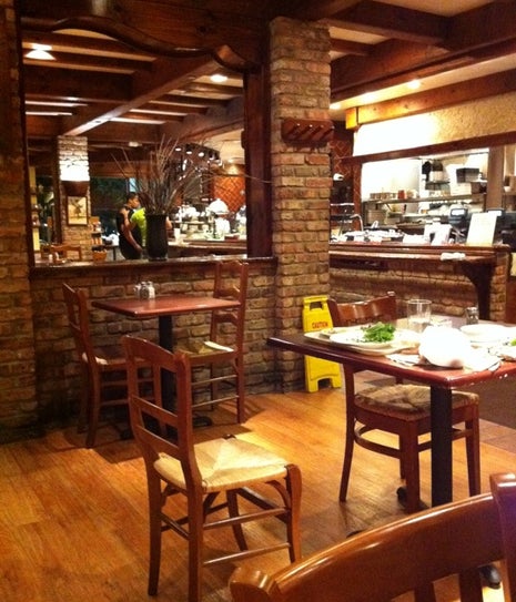 la Madeleine French Bakery & Café Arboretum