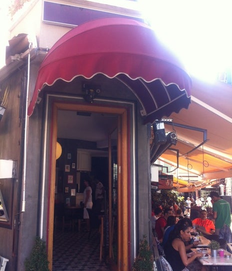 Borny's Cafe