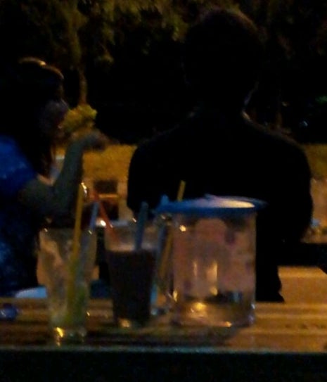 ร้านน้ำชาริมทาง