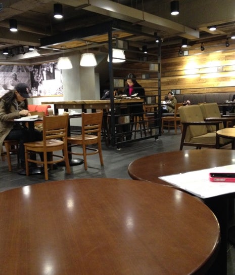 Starbucks (스타벅스)