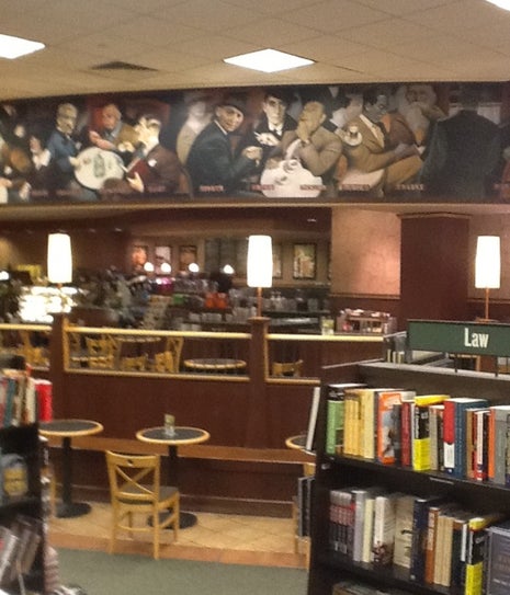 Barnes & Noble Café
