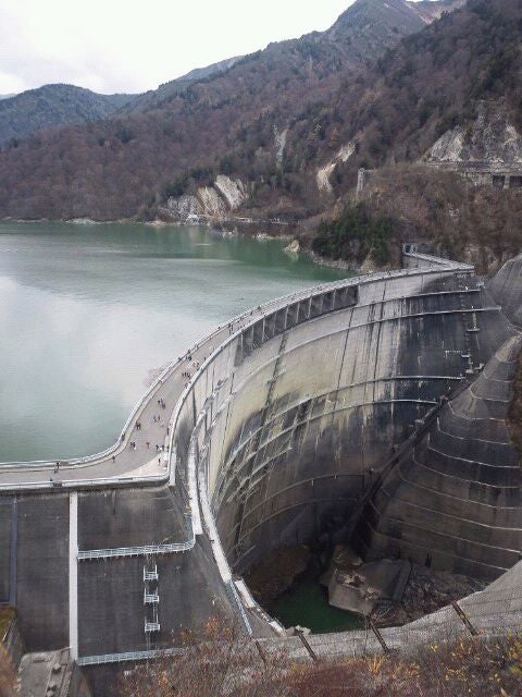 dam
