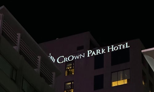 Crown Park Hotel