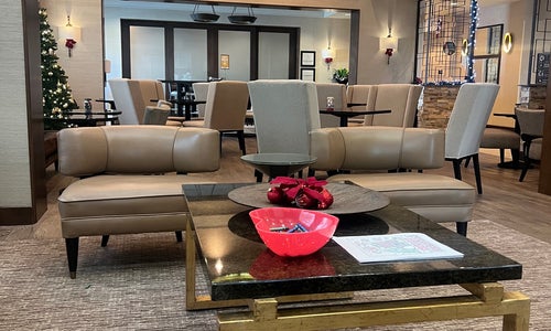 Hampton Inn & Suites