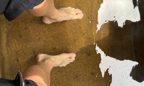 カラコロの足湯の写真