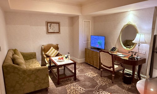 Apricot Boutique Hotel