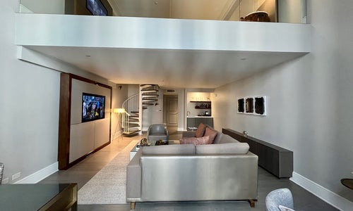 Crescent Court