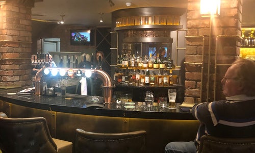 Kayne's Bar