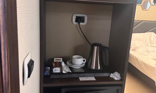 The Hive Hotel