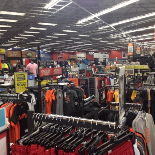 Sports Authority 1690 Folsom St San Francisco