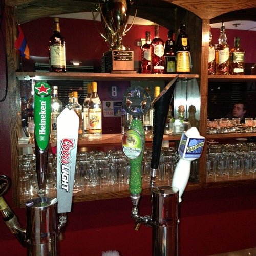 First Down Sports Bar & Grill 4213 Fairfax Dr Arlington