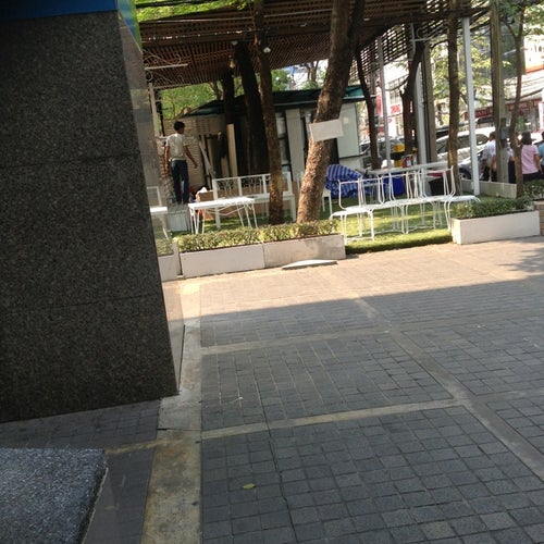 Bookends Cafe Siam Square 10 ปทุมวัน