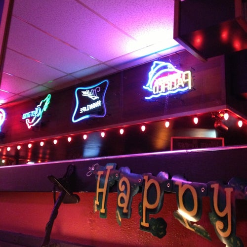 The Hutch Tavern 4606 NE Glisan St Portland