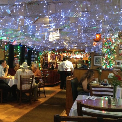 Mi Tierra Café y Panadería 218 Produce Row San Antonio