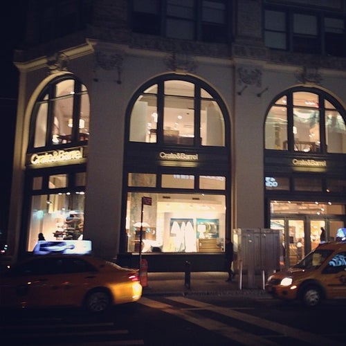 Crate & Barrel 611 Broadway New York