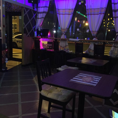 Betty's Gojo Restaurant & Lounge-Hooka Bar