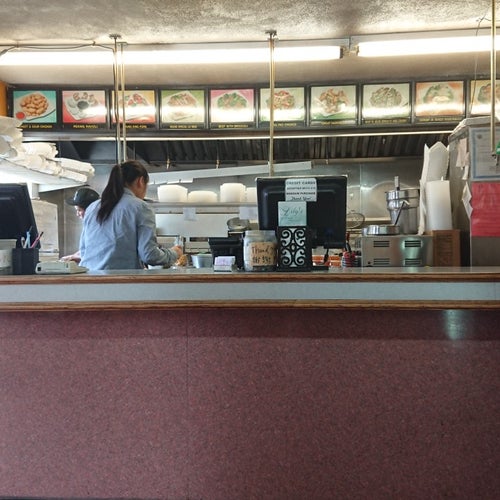 Lily's Kitchen 54 River St Waltham