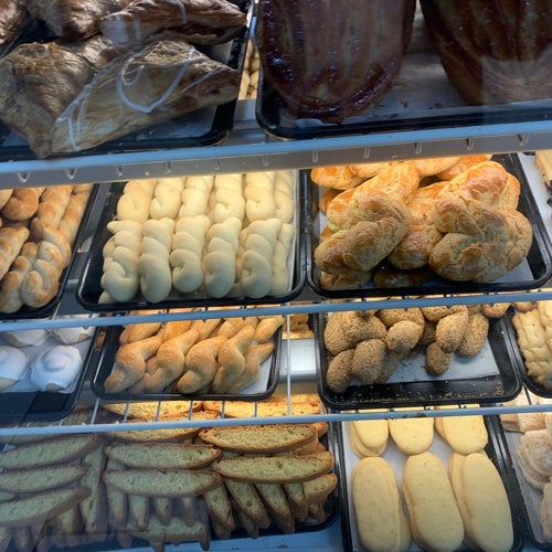 Rose & Joe's Italian Bakery 2240 31st St Astoria