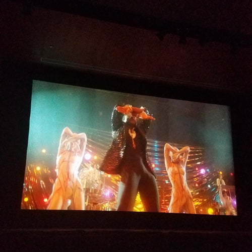 Warner Bros. Theater