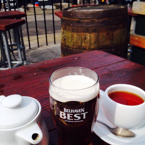 The Magnum Restaurant and Bar 1 Albany Street Edinburgh