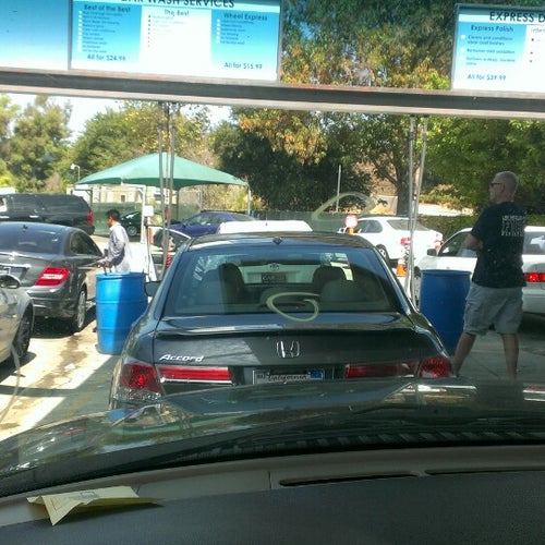 Fashion Square Car Wash 4625 Woodman Ave Sherman Oaks