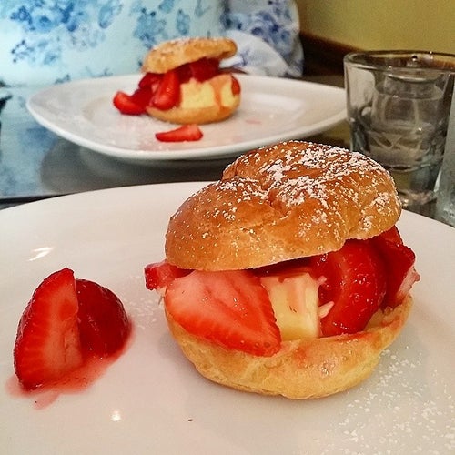 Au Petit Paris 2048 Colquitt St Houston