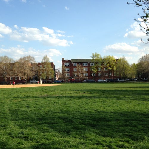 Winnemac Park 5001 N Leavitt St Chicago