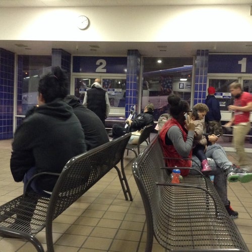 Greyhound: Bus Station