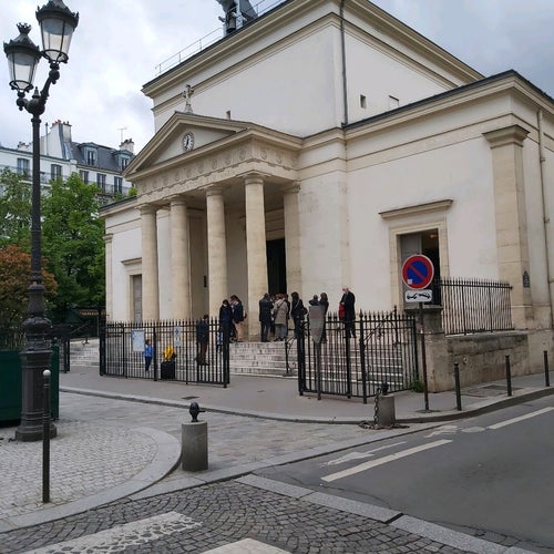 Église SainteMarie des Batignolles Place du Docteur Félix Lobligeois