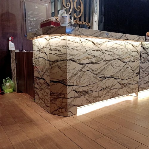 99 Family Reflexology Jl. Manyar Kertoarjo V/2 Surabaya