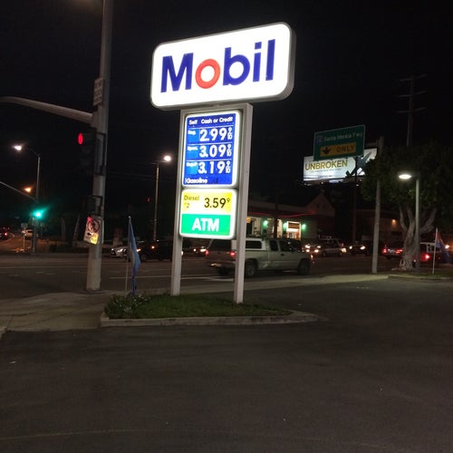 Mobil 10611 National Blvd Los Angeles