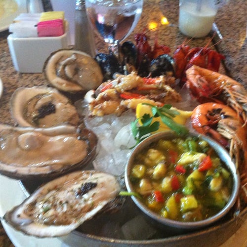 Bourbon House 144 Bourbon St New Orleans