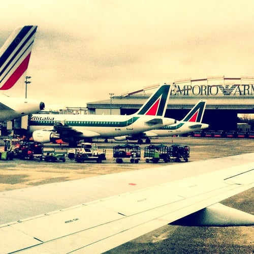 Milan Linate Airport (LIN) (Aeroporto di Milano Linate) - Viale Enrico ...